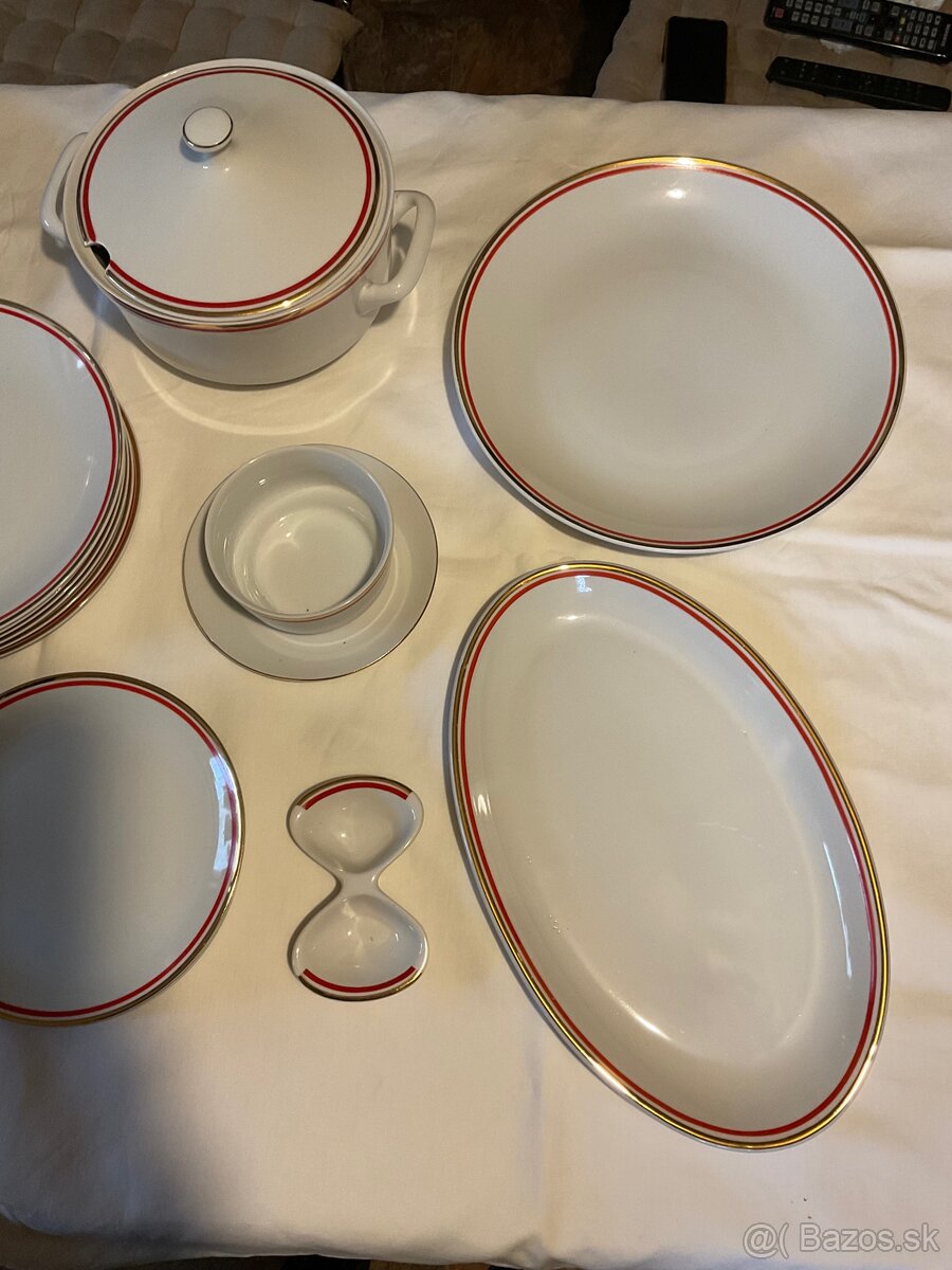 Porcelánová obedová súprava - 2