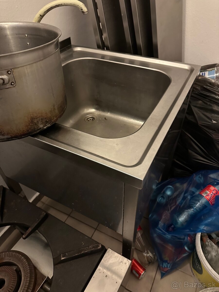 Nerezový gastro drez - 2