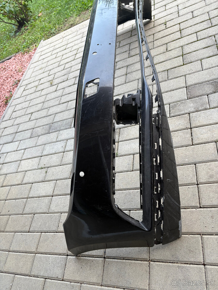 Nárazník Passat B8 Highline - 2