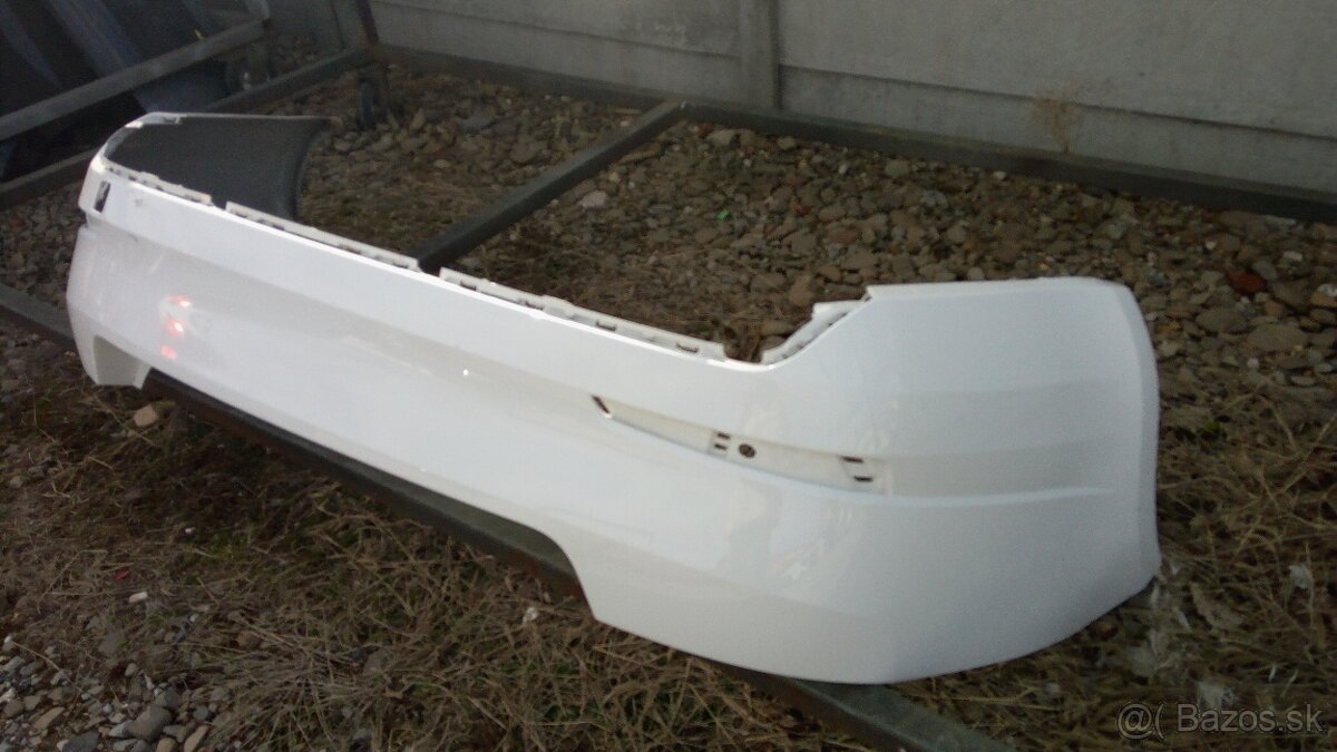 Zadný nárazník Škoda Octavia 3 liftback - 2