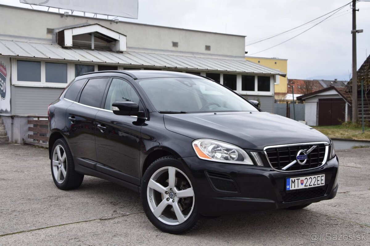 Volvo XC60 - 2