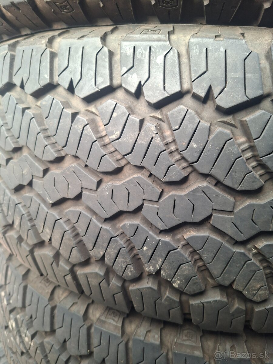 255/60R19 SUV top stav - 2
