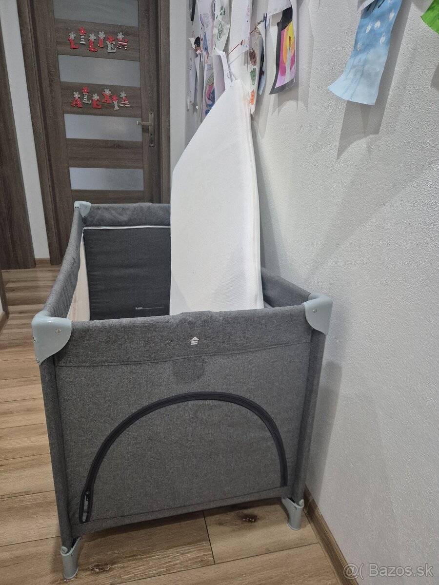 Cestovna postieľka aj s matracom 120x60 - 2