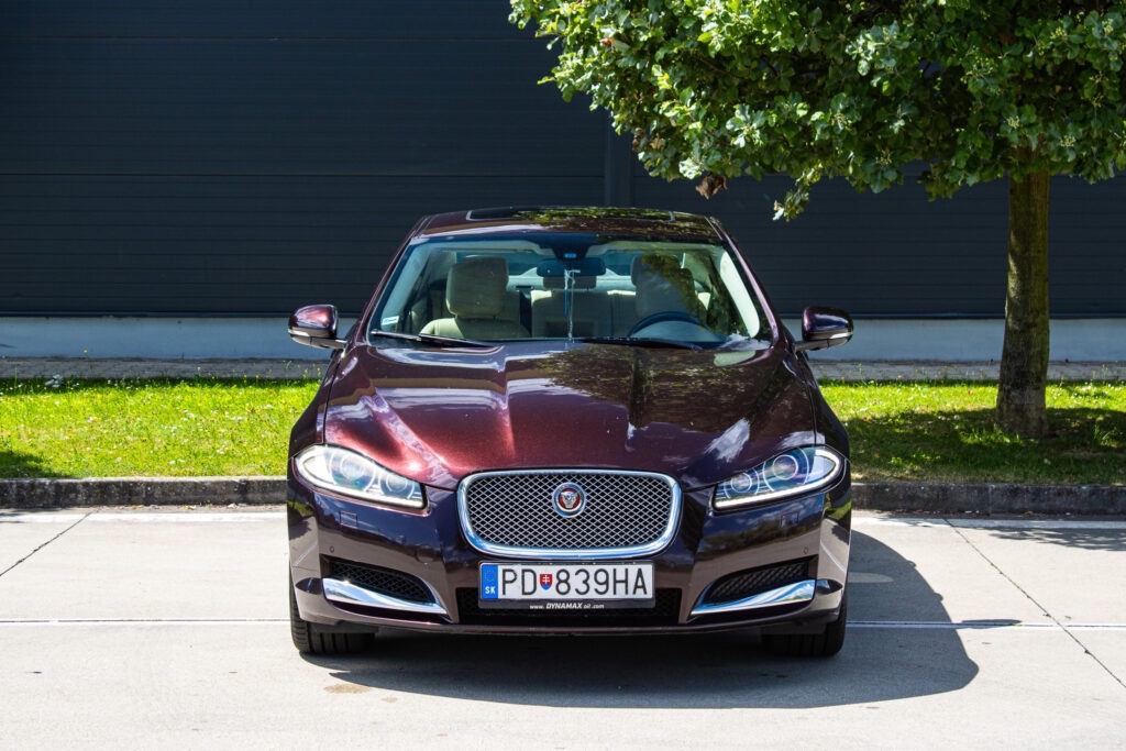 Jaguar XF 2.2D Premium Luxury - 2