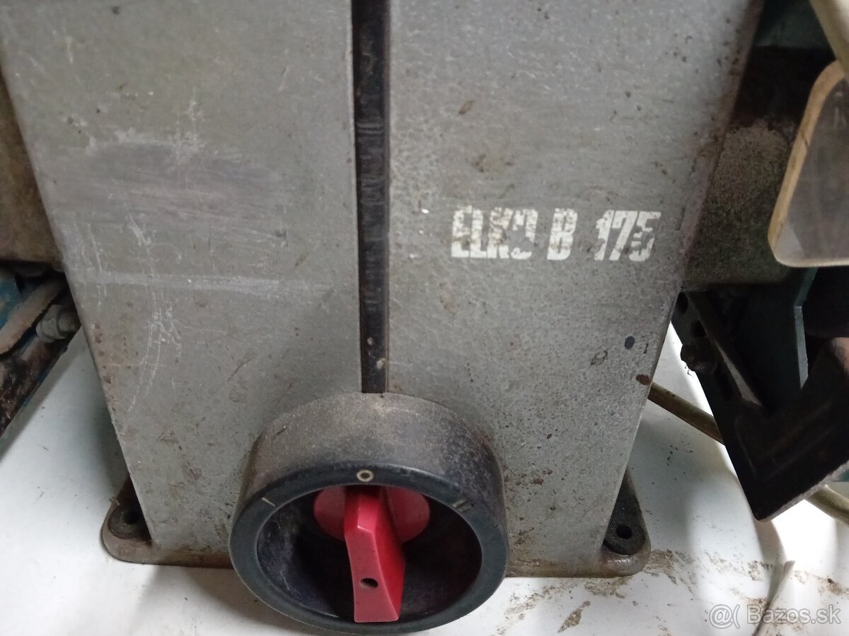 Dvojkotucova brúska - 2