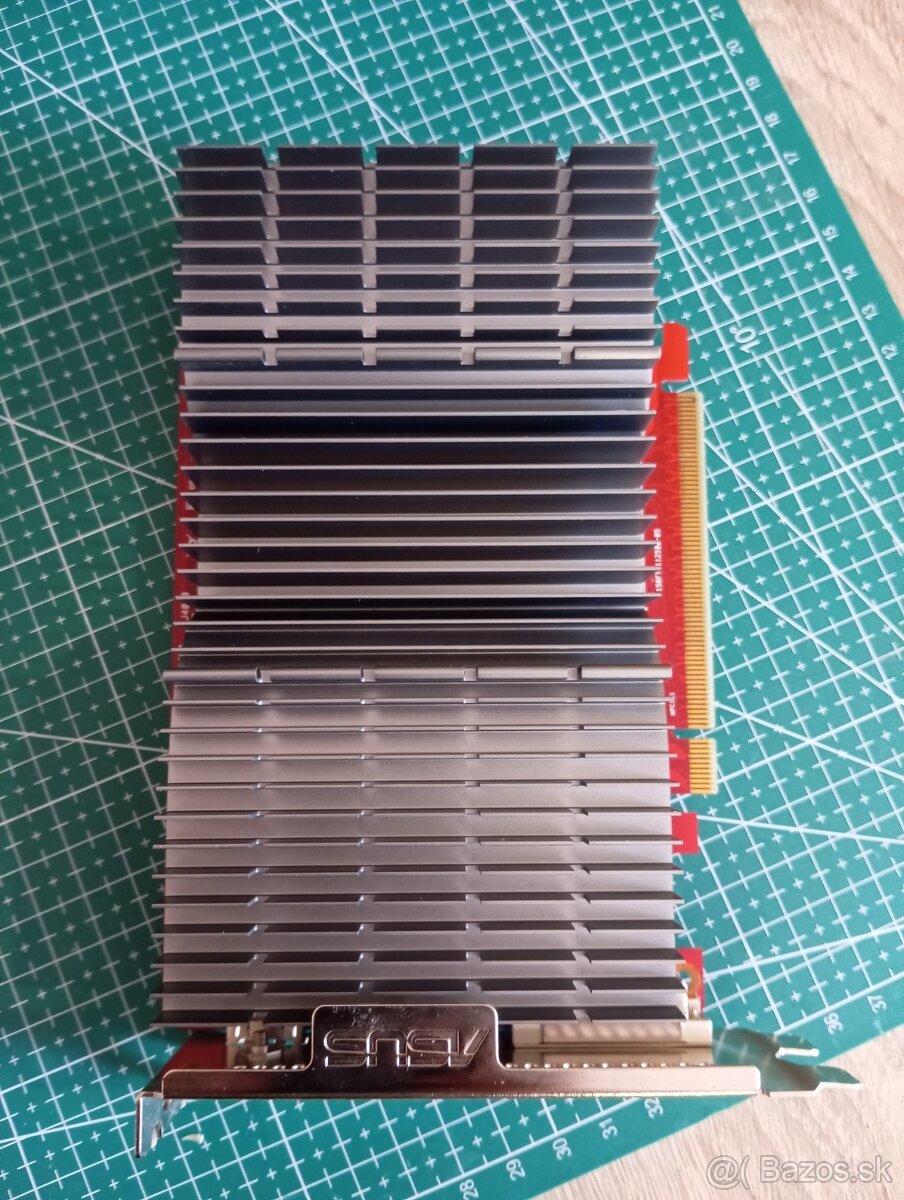 Grafická karta ASUS EAH5550 SILENT/G/DI/1GD2 - 2