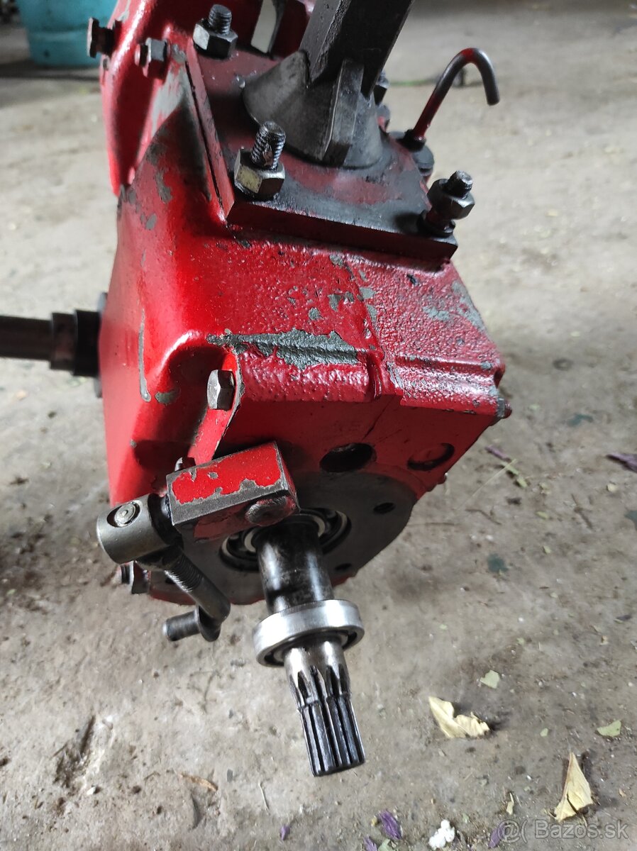 Jicinka mf 70 prevodovka - 2