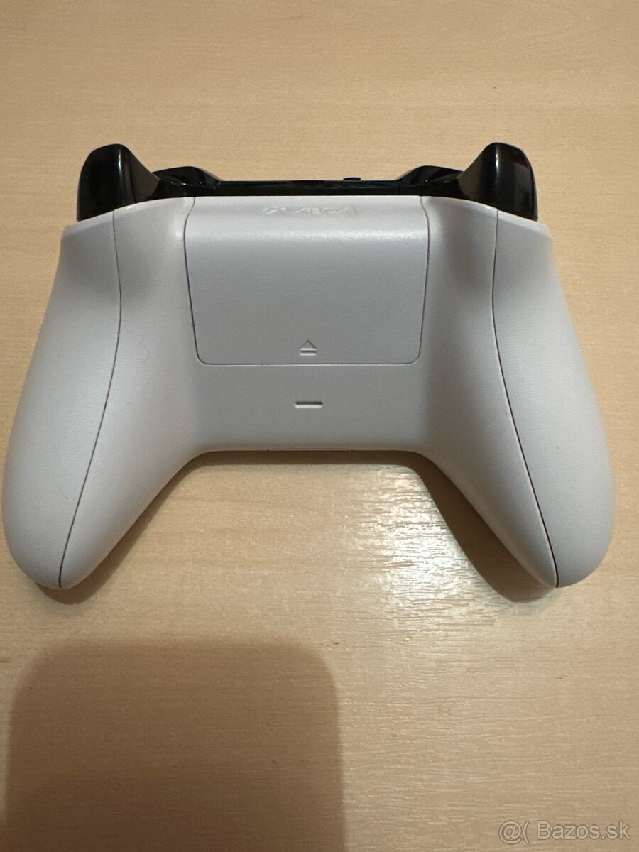 Xbox wireless controller (ovladáč) - 2