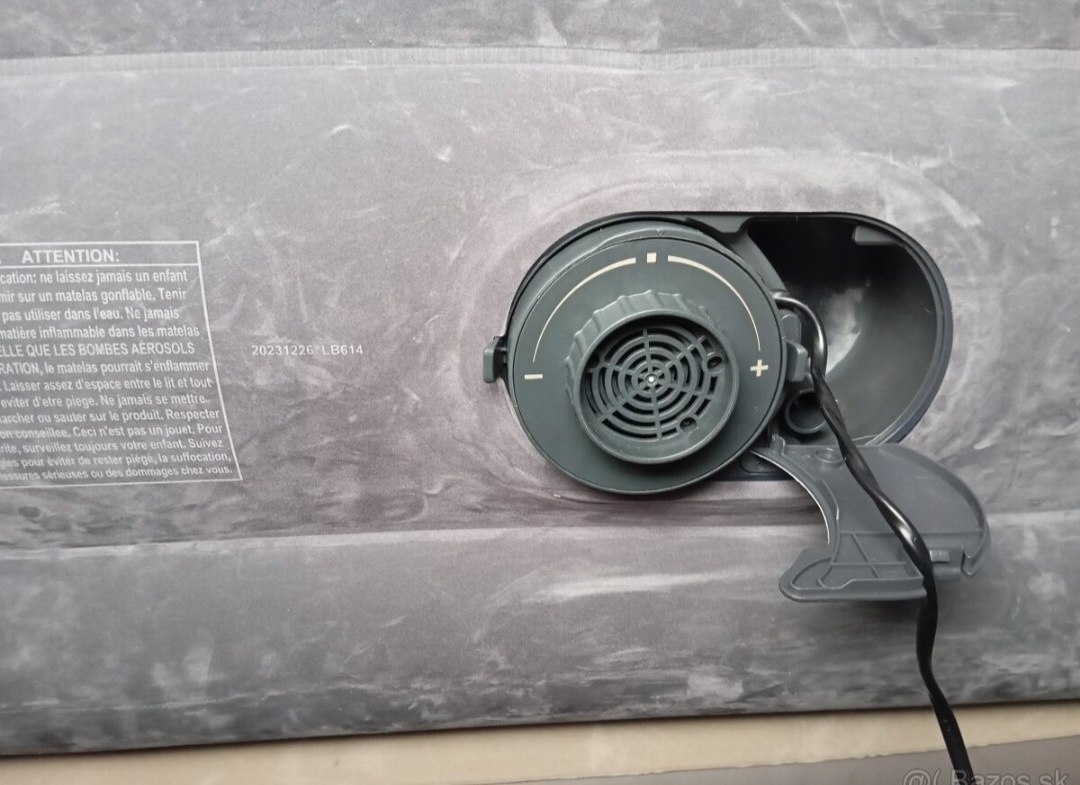 Nafukovacia posteľ - 2