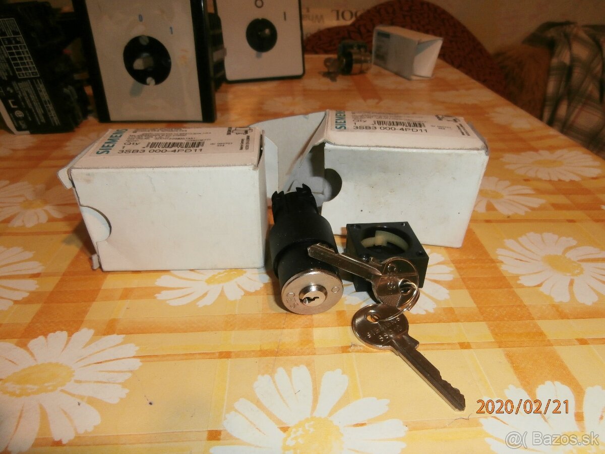 Vypinač s klučom rozne typy. - 2