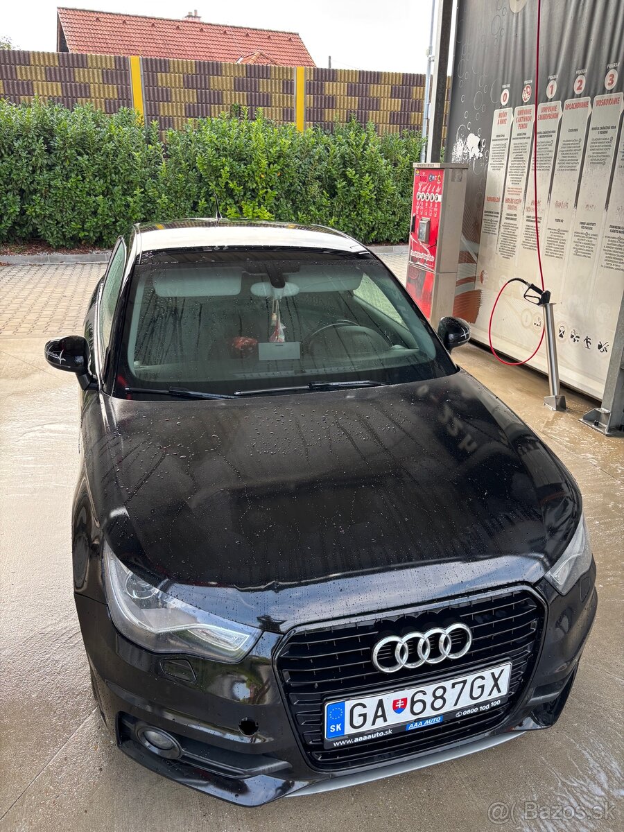 Audi A1 1.2 TFSI S-Line - 2