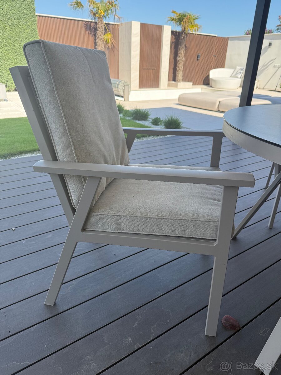 Záhradné sedenie - 2