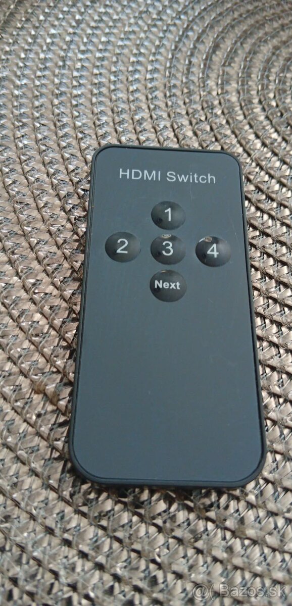 Diaľkový ovládač HDMI SWITCH - 2
