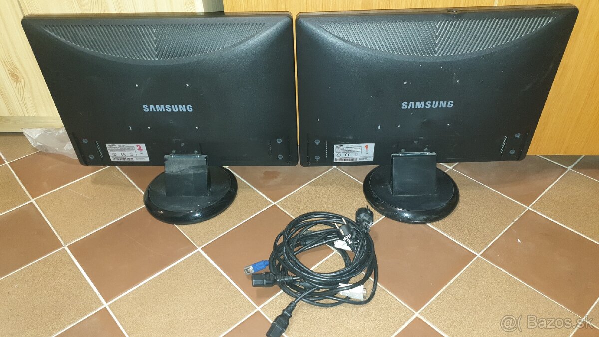 2x Samsung 226BW - 2