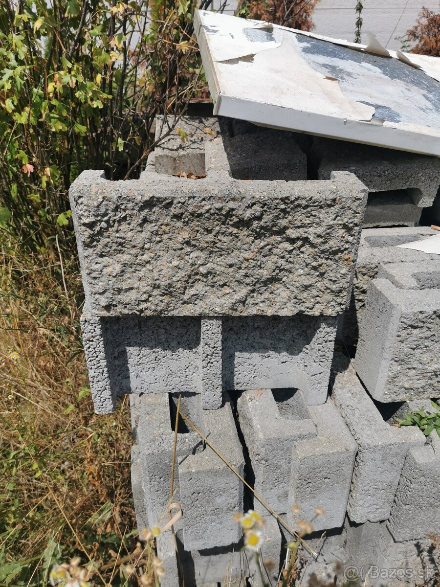 kamenna plotova tvarovka - 2