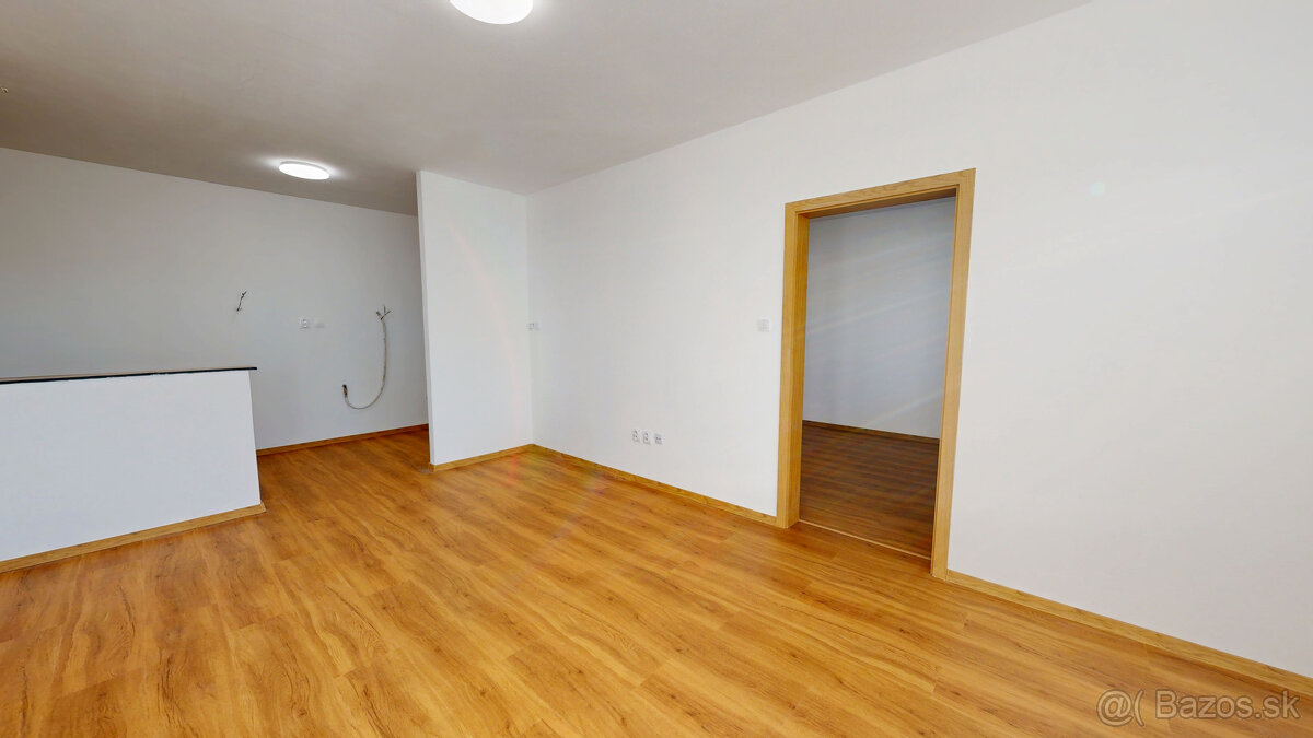 Na predaj 3-izbový byt so záhradkou – Most pri Bratislave, - 2