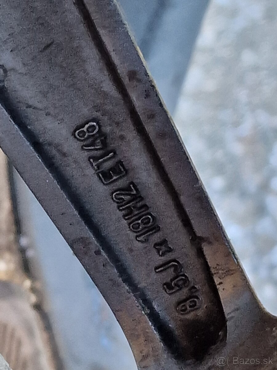 Mercedes R 18 A2124010300 - 2