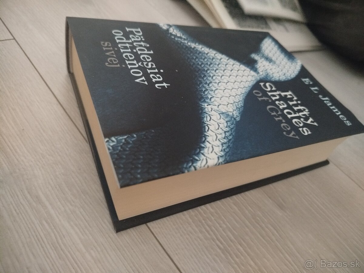 50 odtieňov sivej - 2