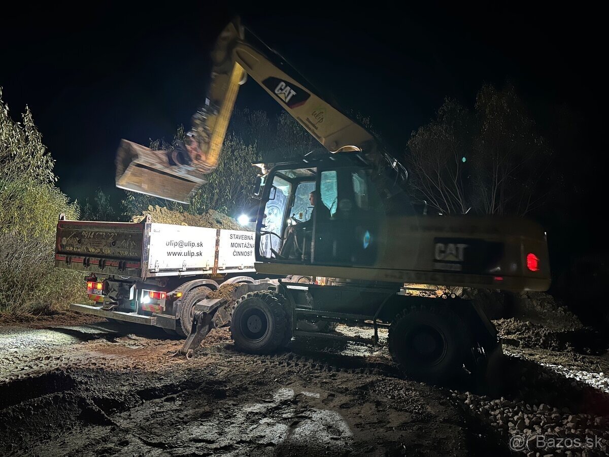 Ponúkam výkopové prace CAT M322D - 2
