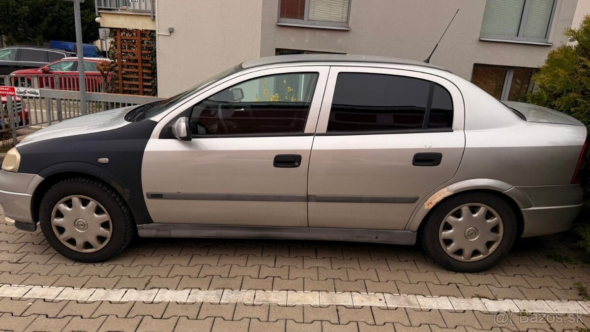 OPEL ASTRA 1.8i - 2