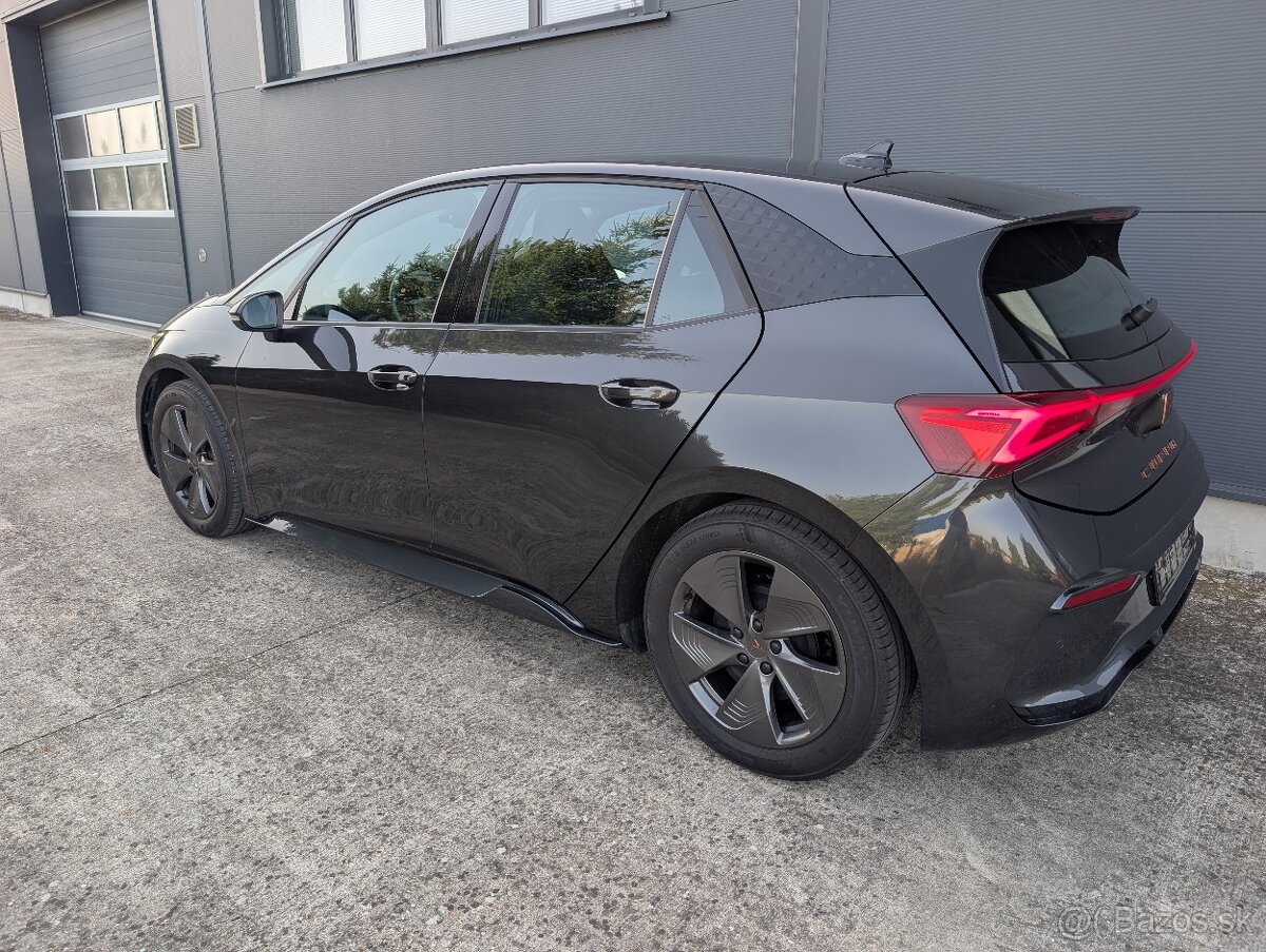 CUPRA BORN 150KW - 62 BATERIA v ZARUKE - 2