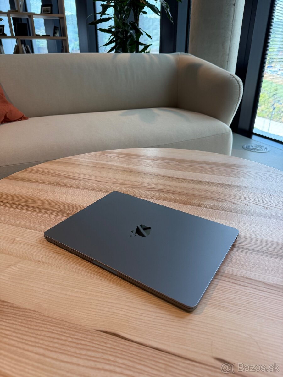MacBook Air M2 - 2