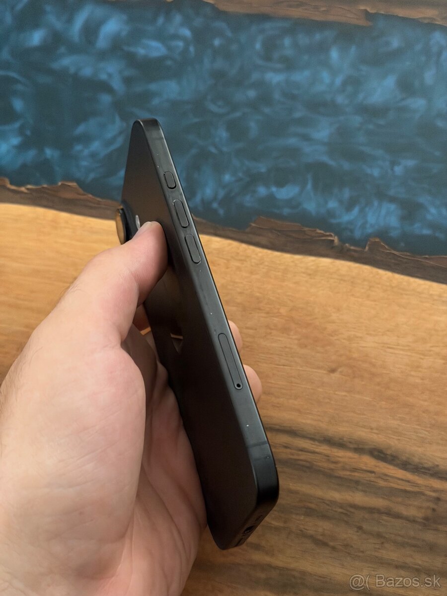 iPhone 16 128gb originalny stav - 2