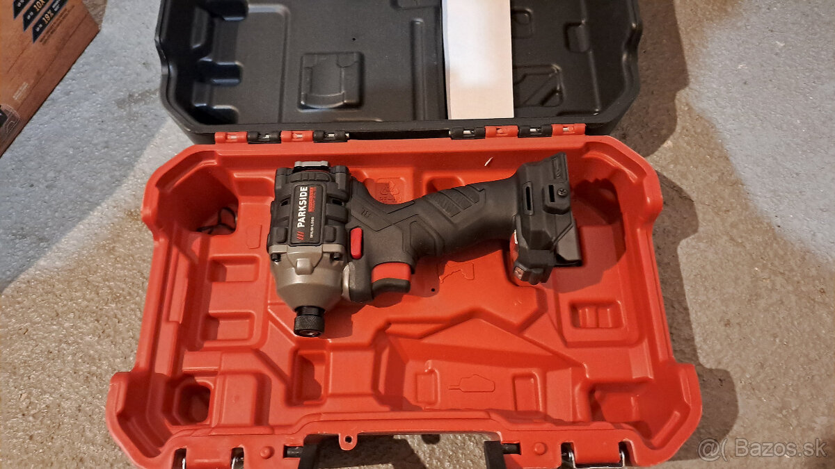 Parkside aku rázový skrutkovač 226Nm - 2