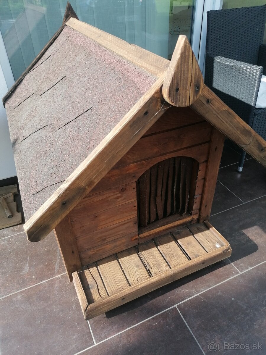 Zateplená búda pre psa. - 2