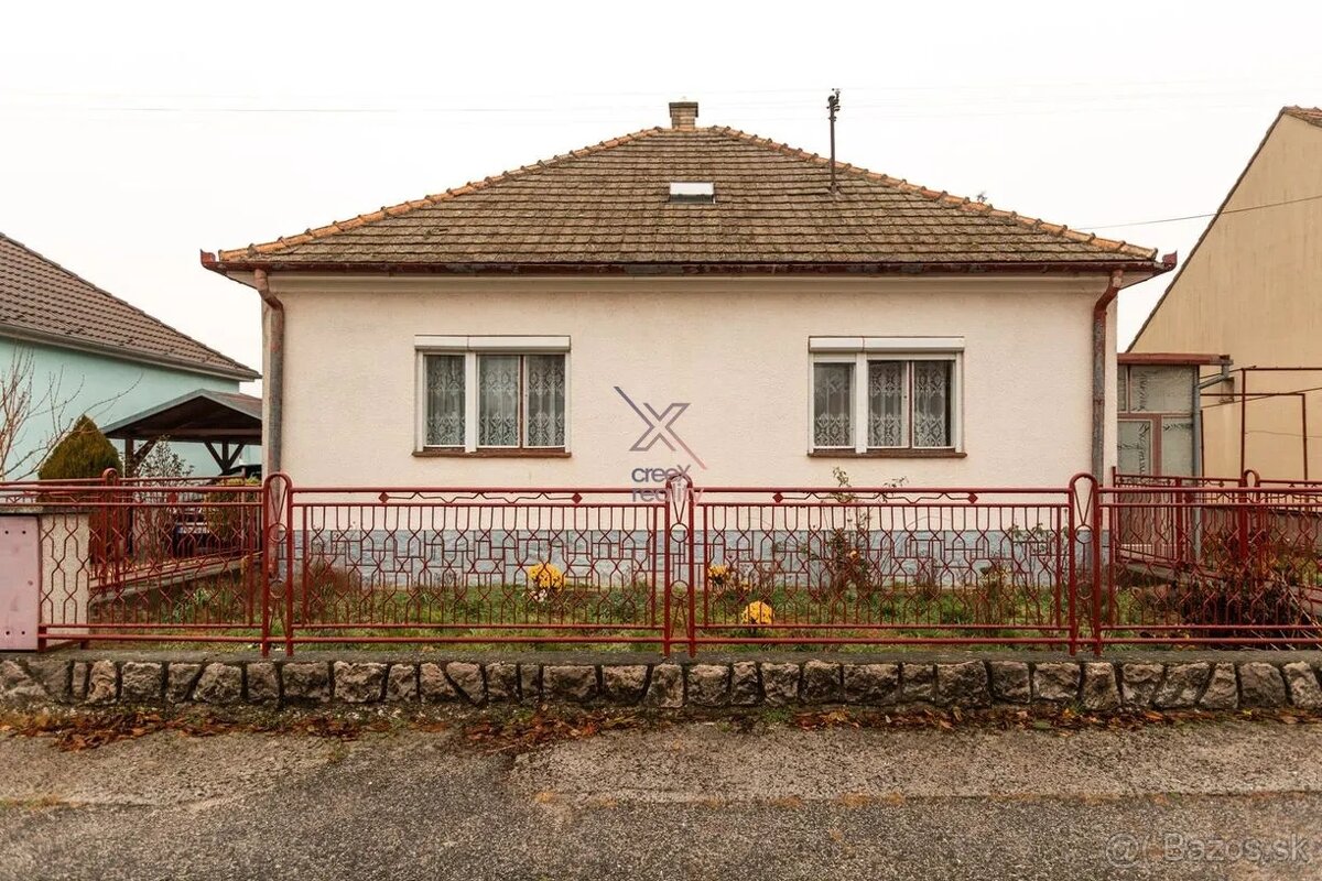 Predaj rodinneho domu v obci Dechtice - 2