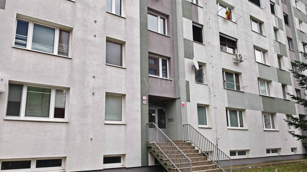 Predaj 2 - izbového bytu v Šali - Veči - 2