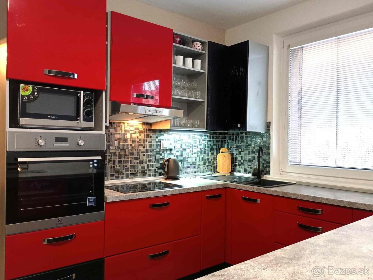 1-izbový byt vo vyhľadávanej lokalite, Nobelovo námestie, BA - 2