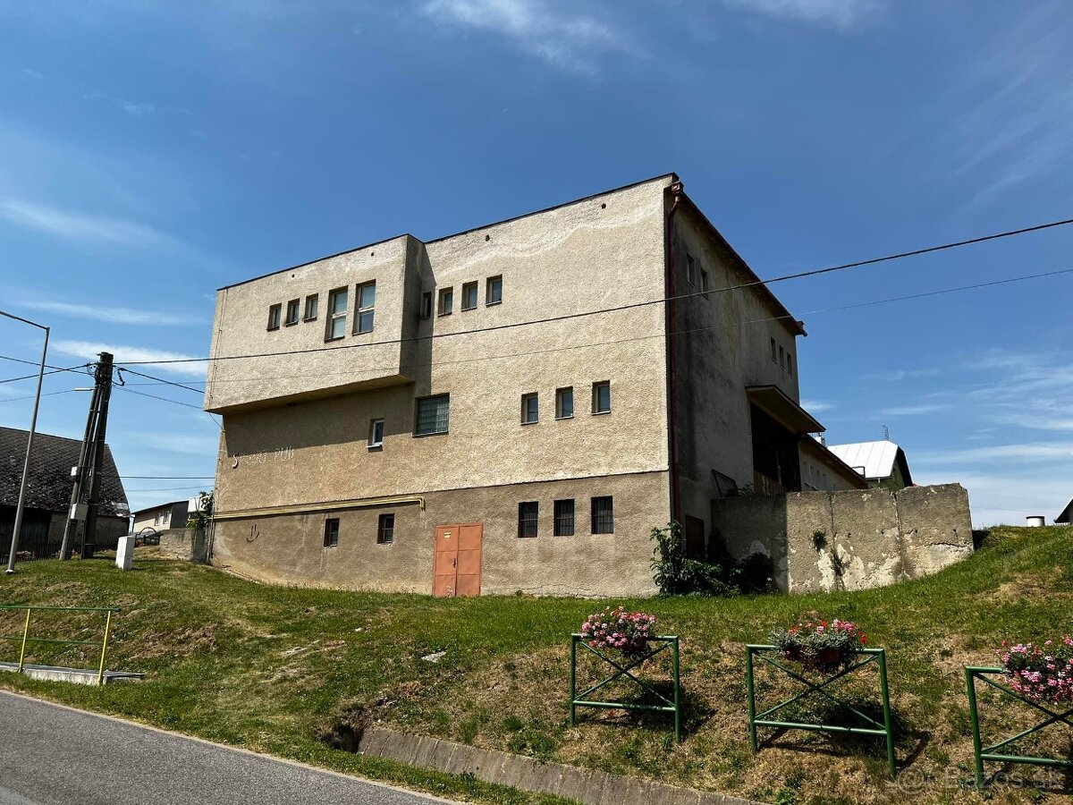 Na predaj obchodný objekt v obci Žakovce - 2