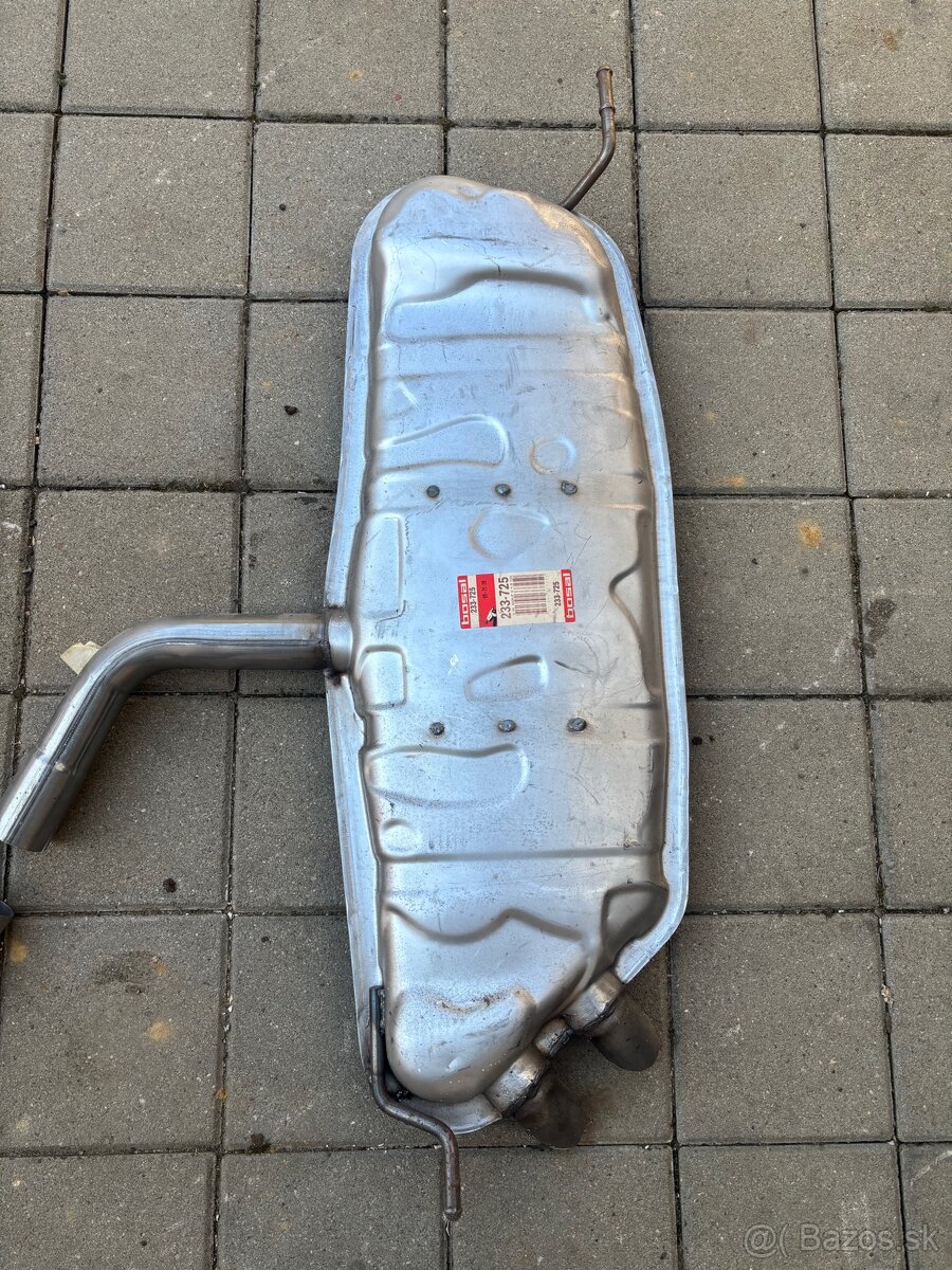 ÚPLNE NOVÝ Výfuk VW GOLF - 2