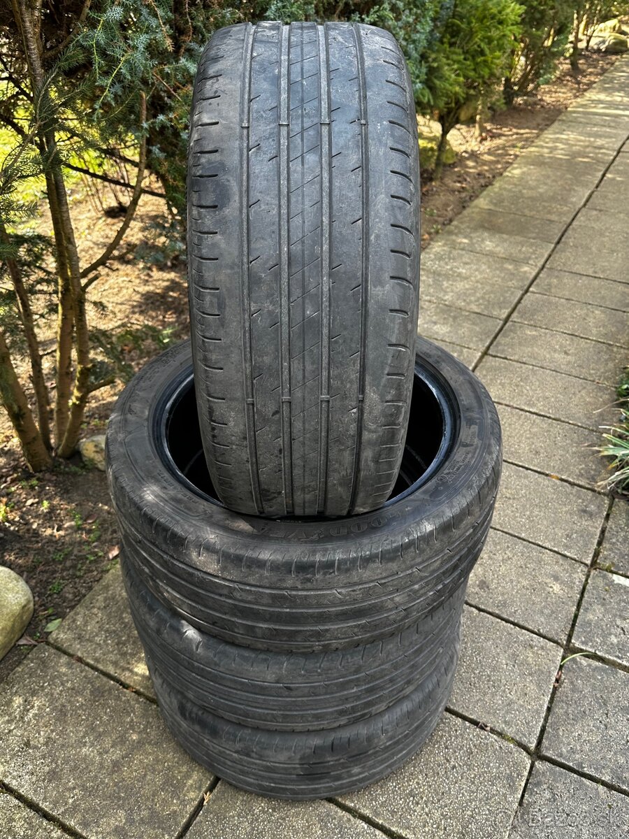 LETNÁ SADA 225/45 R17 GOODYEAR EFFICIENT GRIP PERFORMANCE 2 - 2