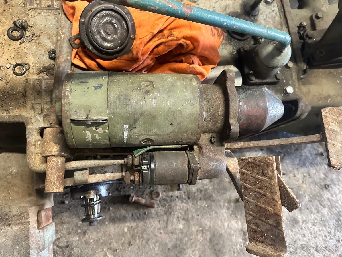 Štartér Zetor 25 - 2