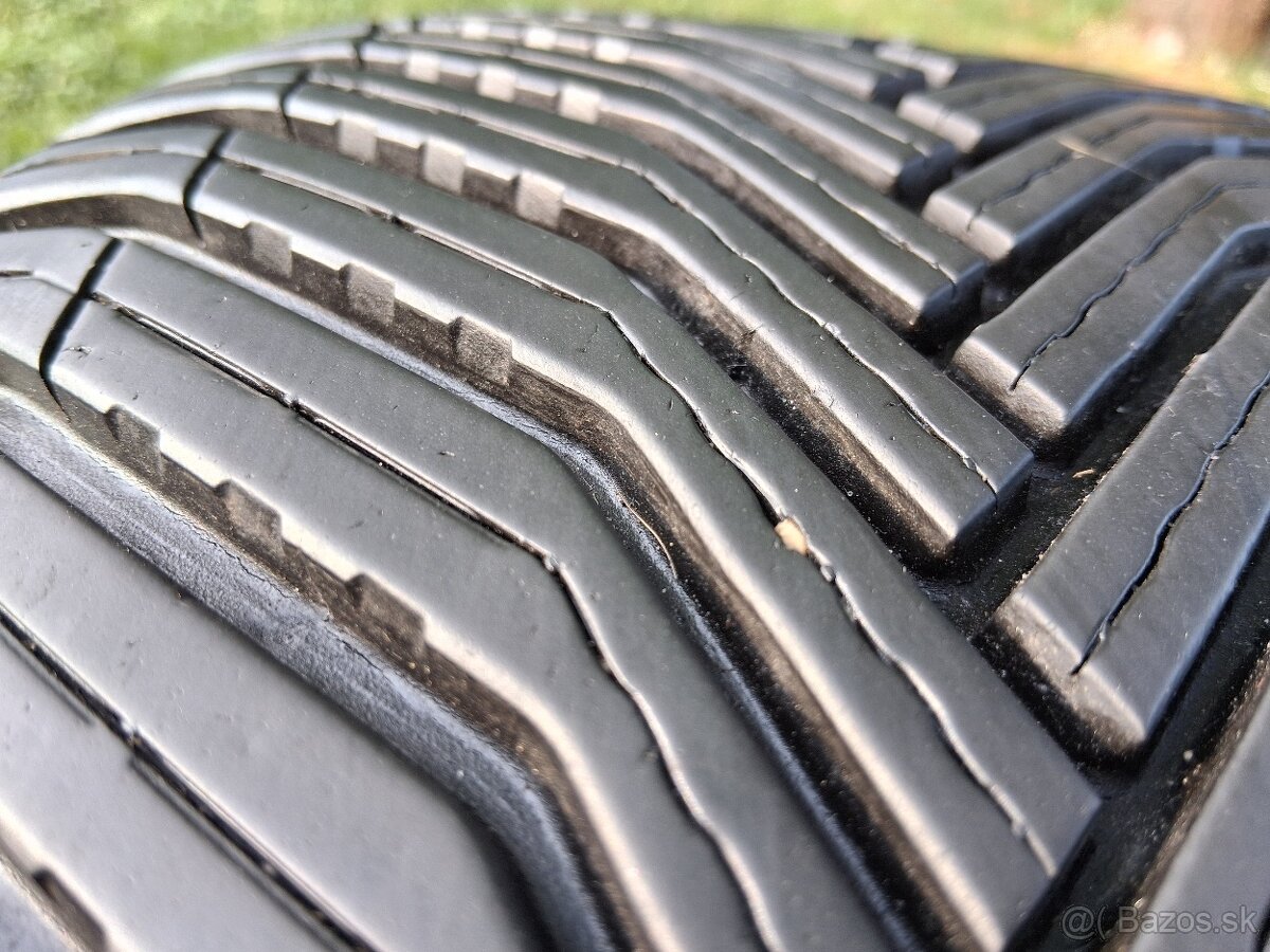 225/50 r17 celoročne pneumatiky - 2