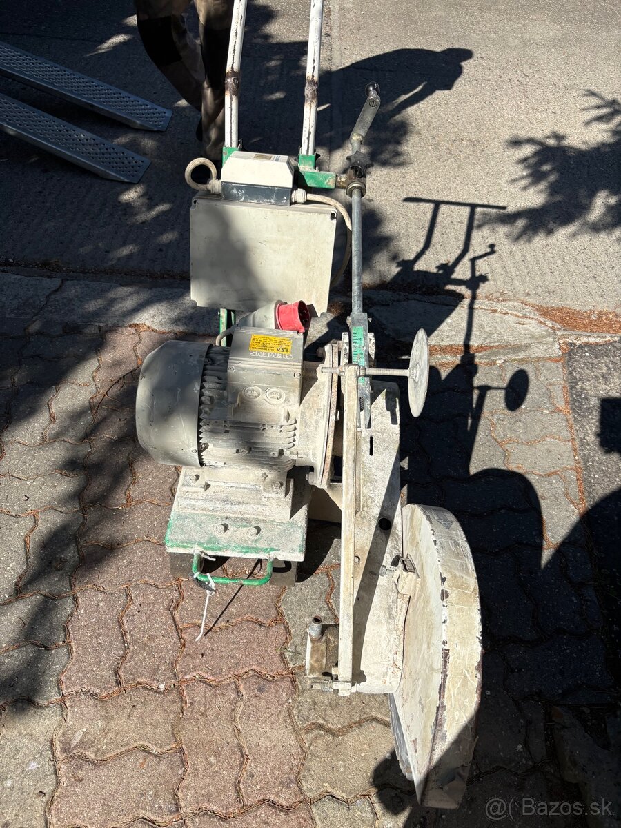 Predam Elektricku rezacku spar - 2