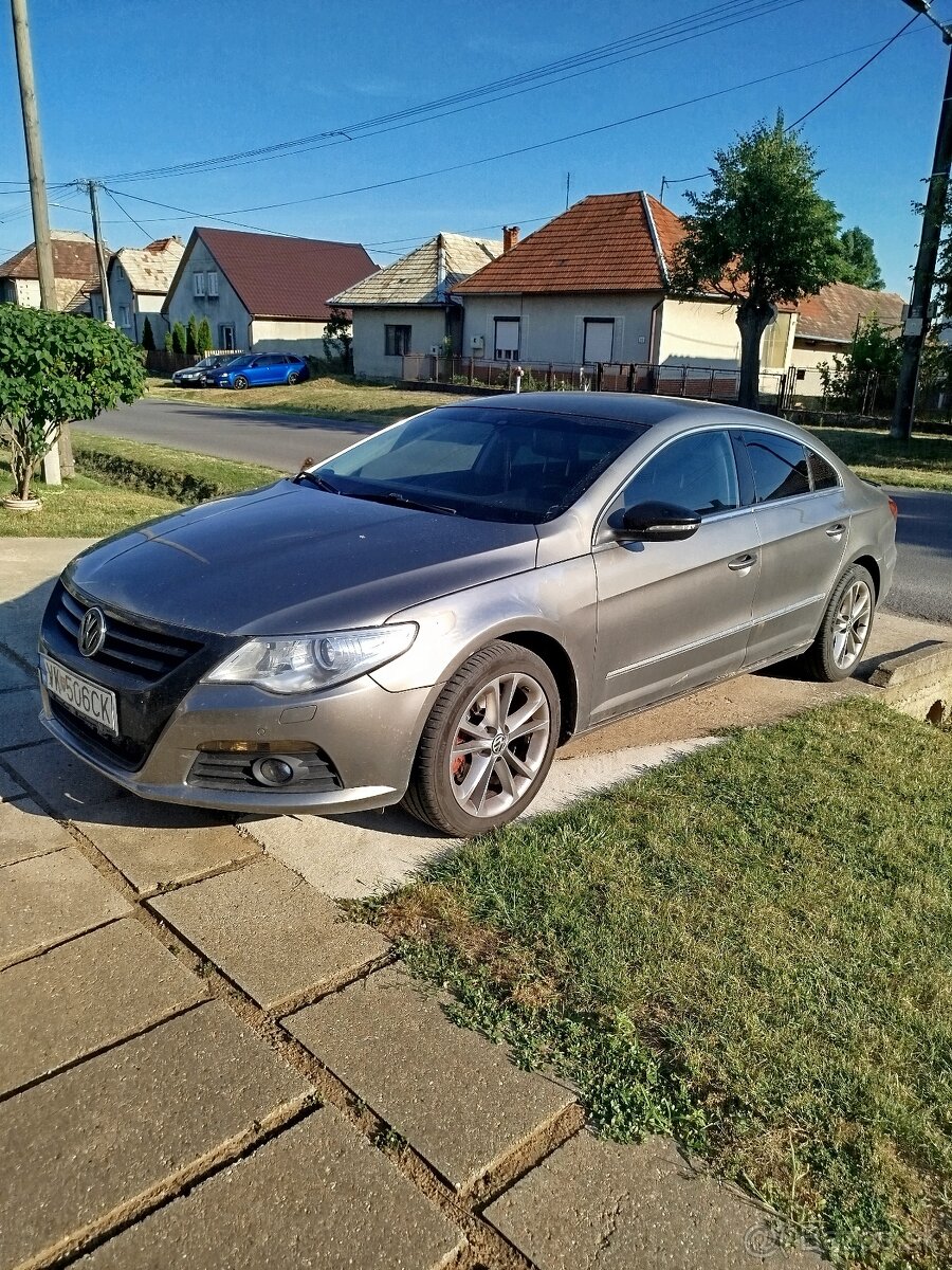 Volkswagen Passat CC 2.0tdi - 2