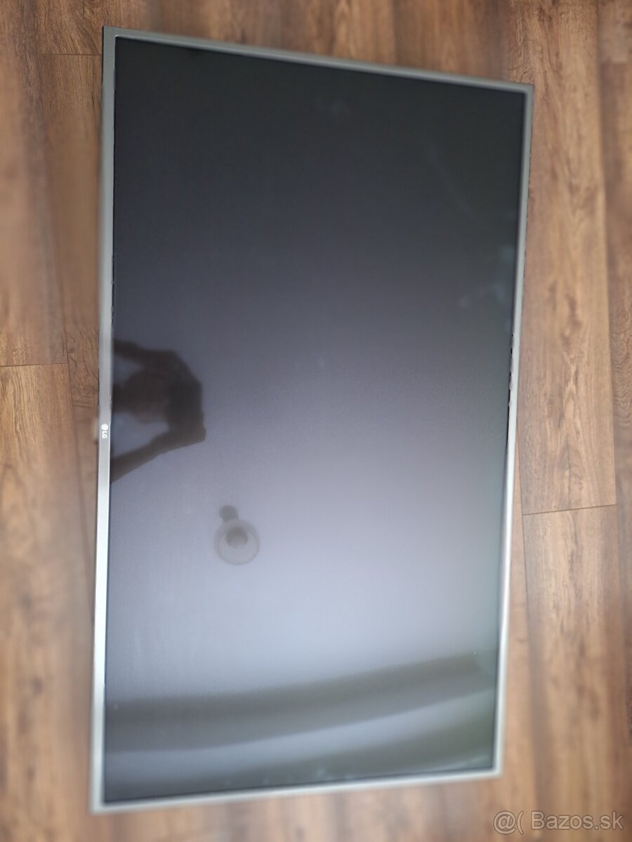 LG televizor - 2