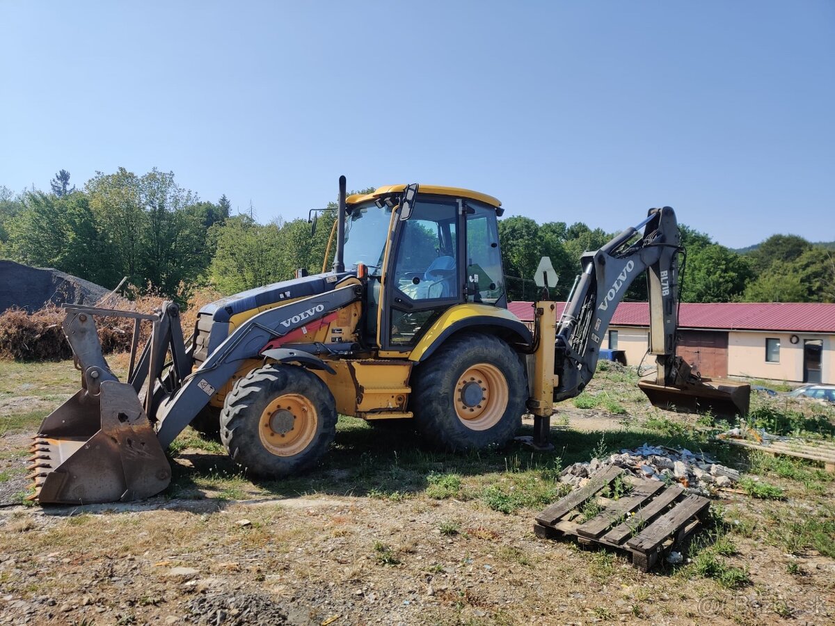 Traktorbagr Volno BL71B - 2