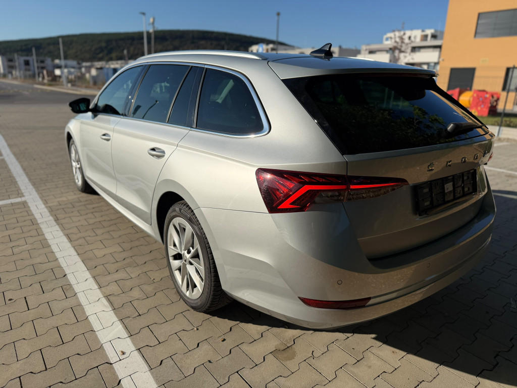 Škoda Octavia Combi 2022 - 2