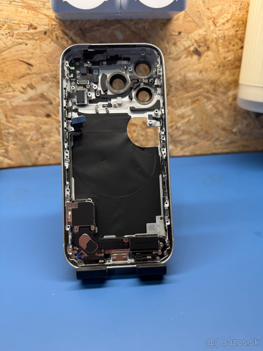 iPhone 17 Pro - 2
