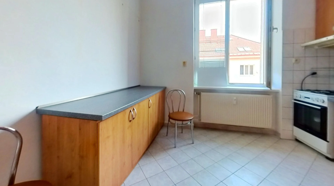 Predaj 2 izbového bytu Zvolen centrum - 2