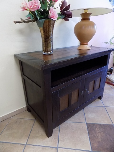 Štýlová komoda z masívu - tmavé drevo - 2