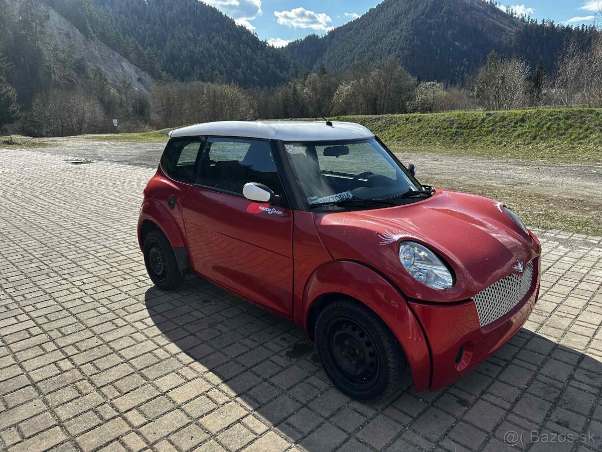 Mopedauto možné jazdiť od 15 rokov - 2