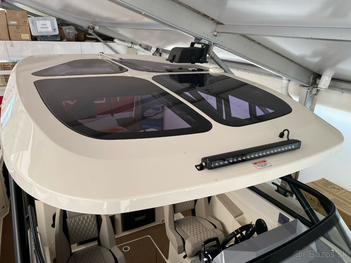 NAVAN S30 + 2x MERCURY F 250 V8 EFI EXLPT DTS Verado Joystic - 2