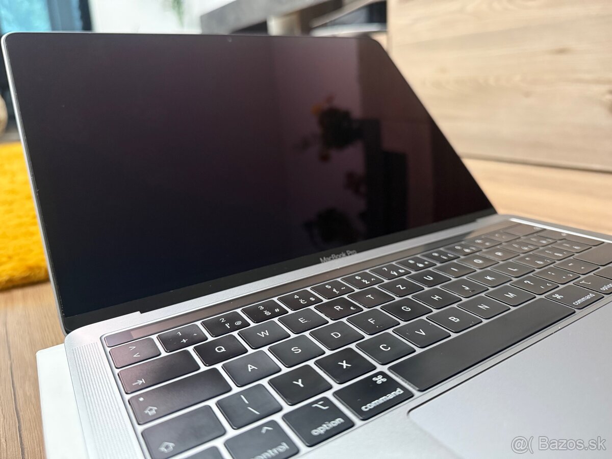 MacBook Pro 2019 Space Gray TouchBar - Nová Batéria - 2