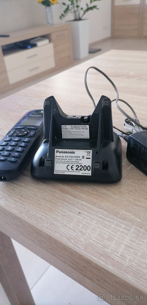 Predam stolovy telefon Panasonic na pevnu linku. - 2