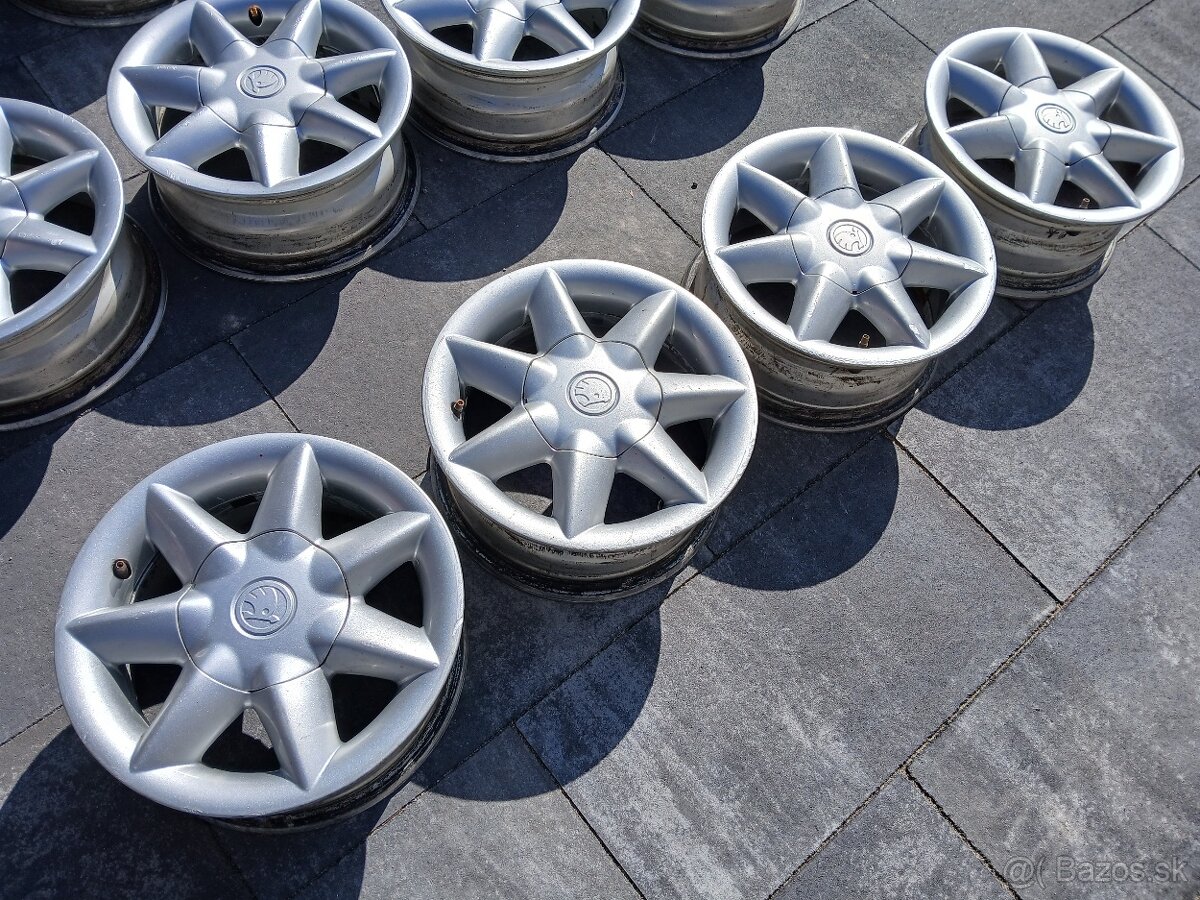 Felicia 4x100 R13 - 2